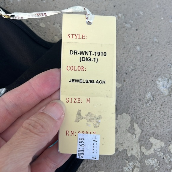 New Aryeh jewels/black dress - Picture 9 of 16